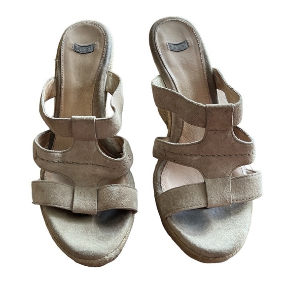 UGG Tawnie Espadrille wedge sandals size 10 tan color - Picture 1 of 13